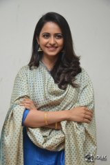Rakul Preet Singh at Rarandoi Veduka Chudham Press Meet